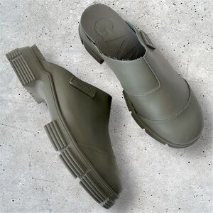 GANNI Recycled Rubber City Mule in Kalamata Green Sz. EU 43 / US 13
